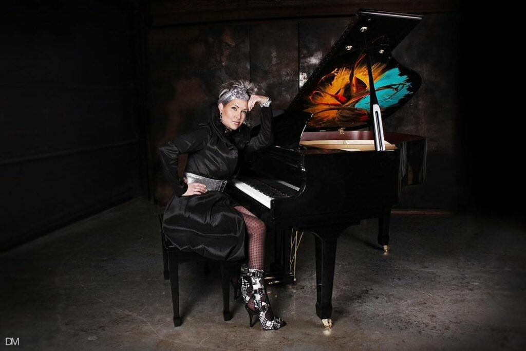 Lisabel piano